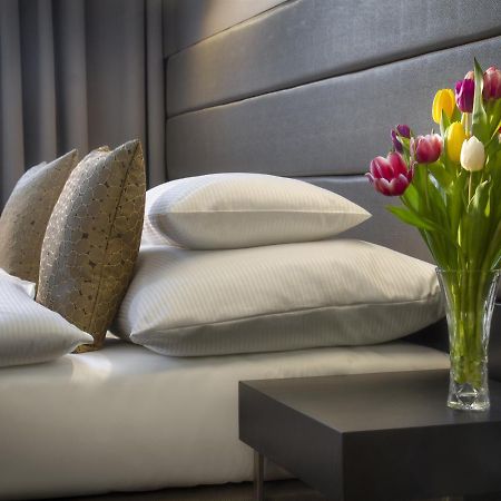 Hotel Essence Прага Екстериор снимка