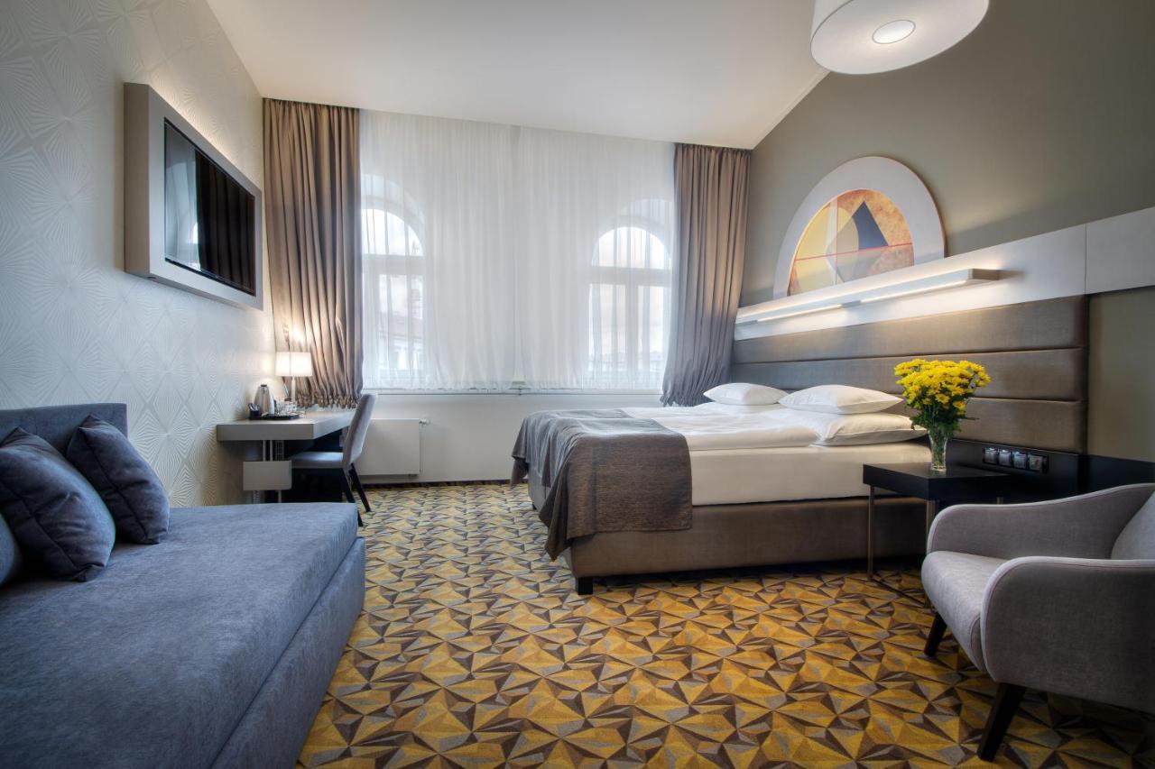 Hotel Essence Прага Екстериор снимка
